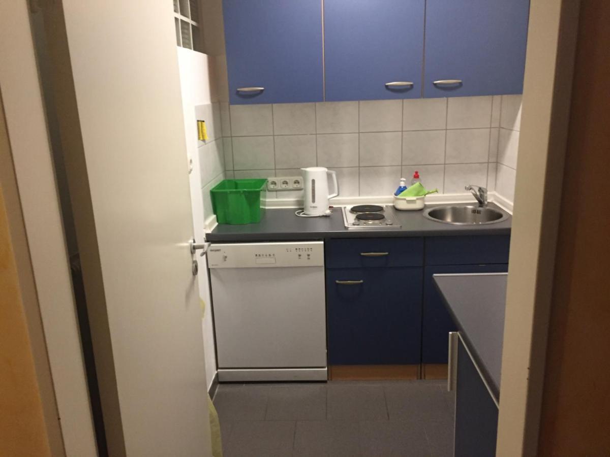 Relax Aachener Boardinghouse Budget Bagian luar foto